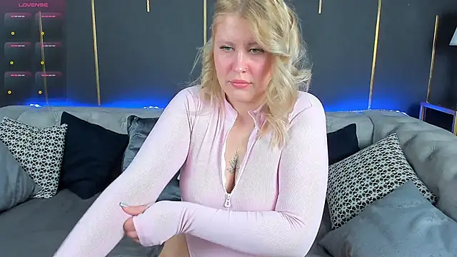 Simply Alex online show from 04.13.26