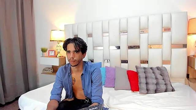 Alessandro Abruzzo online show from 04.16.26