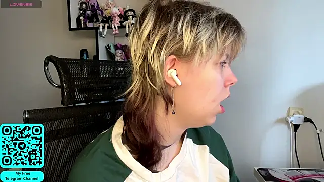 MadalynNosel online show from 04.11.26