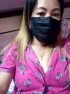 Snapshot of Bristy_BigBoobs chatting on 04.16.26 Bristy BigBoobs online show from 04.16.26