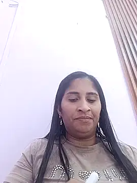 SofiaMendez1  online show from 04.15.26