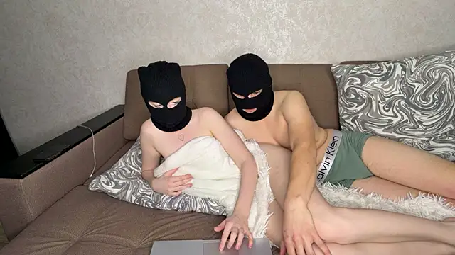 Snapshot of PamelaCouple_ chatting on 04.09.26 PamelaCouple online show from 04.09.26