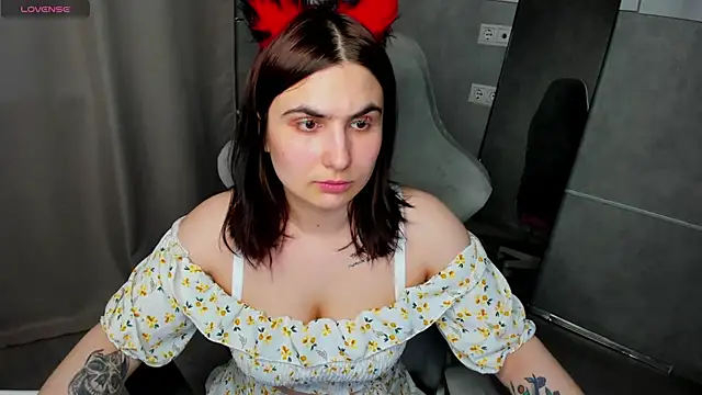 Alisa Froks online show from 04.06.26