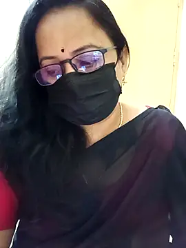 Snapshot of monisha_cam chatting on 04.10.26 monisha cam online show from 04.10.26