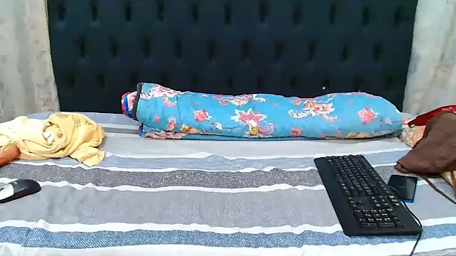 Snapshot of SexiestChoc chatting on 04.13.26 SexiestChoc online show from 04.13.26