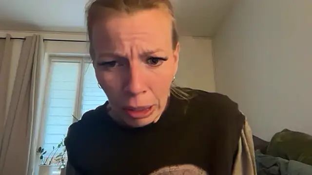 nursenextdoor901 online show from 04.14.26