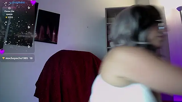 Saraa love  online show from 04.08.26