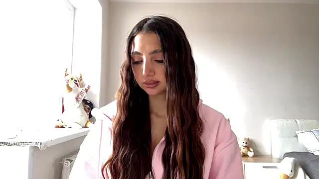 AlvinaMair online show from 04.13.26