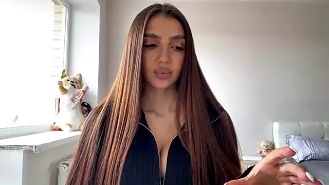 AlvinaMair online show from 04.18.26