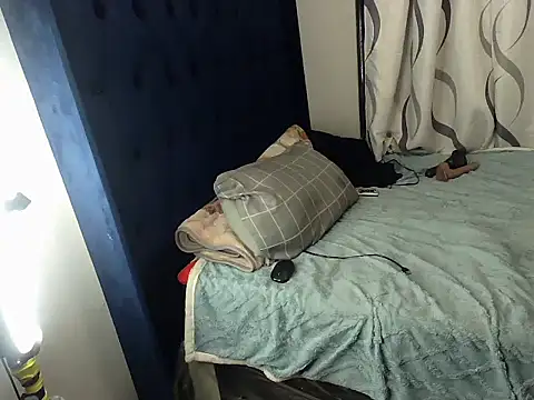 GaggingQuuen online show from 04.05.26