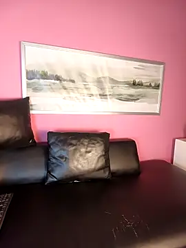 Wolfamara online show from 04.10.26