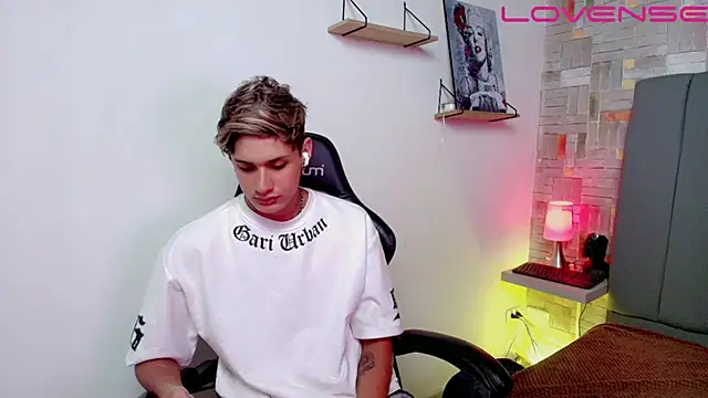 flaquito    online show from 04.07.26