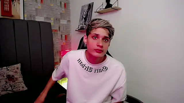 flaquito    online show from 04.14.26