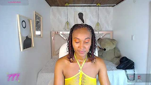 Leomi  online show from 04.09.26