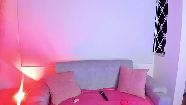 AnyaTwink  online show from 04.16.26