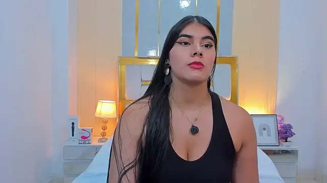 Alara Keyy online show from 04.18.26