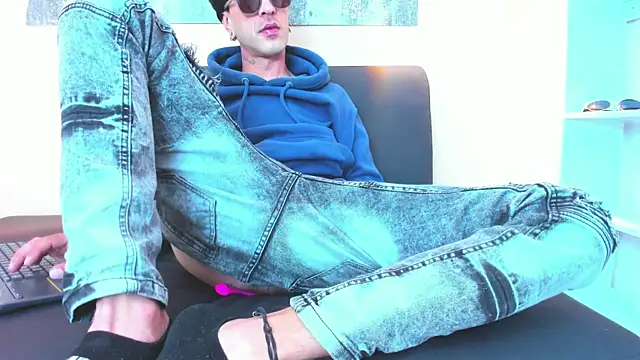 PODEROSO SAMAEL online show from 04.11.26