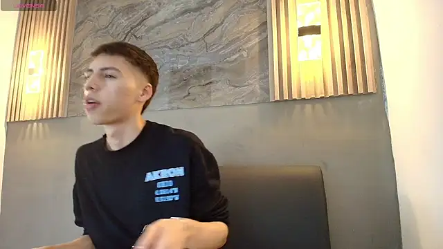 KENNY HANK online show from 04.16.26