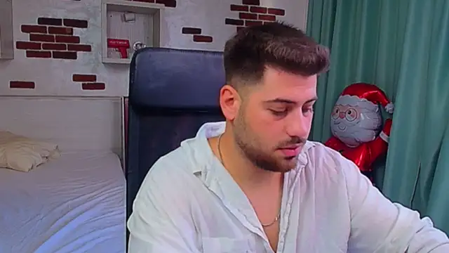 Snapshot of DaxGreer chatting on 06.04.26 DaxGreer online show from 06.04.26