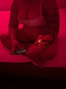 VoyeurismCouple online show from 04.17.26