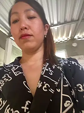 Huonglyna online show from 04.10.26