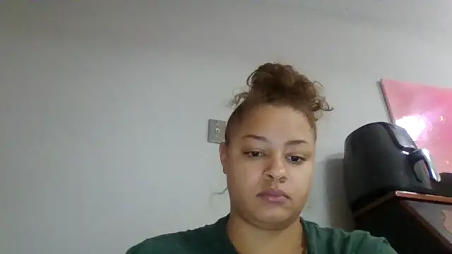 madzbailey online show from 04.09.26