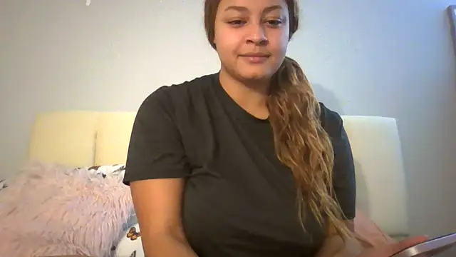 madzbailey online show from 04.19.26