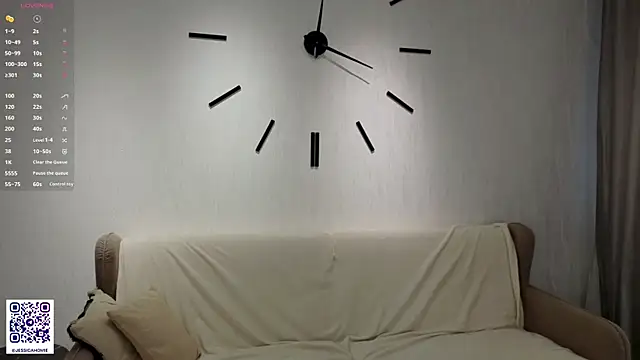 ShanitaLenhardt online show from 04.12.26