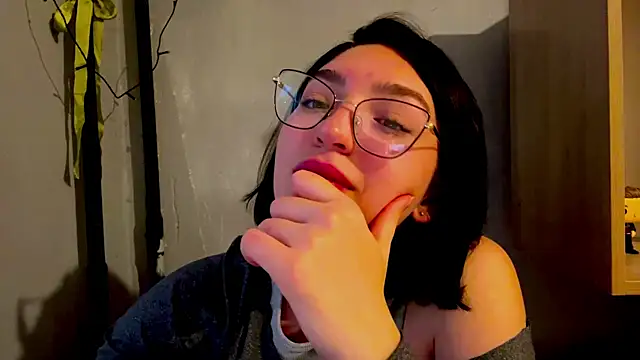 SinfulStarlight online show from 04.16.26