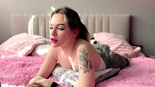 StacyStone online show from 04.16.26