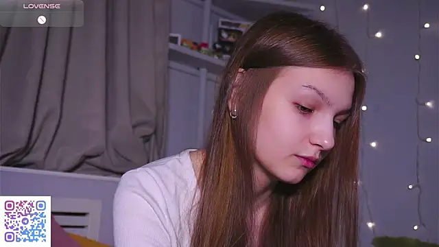 OpsieBoobsie online show from 04.13.26