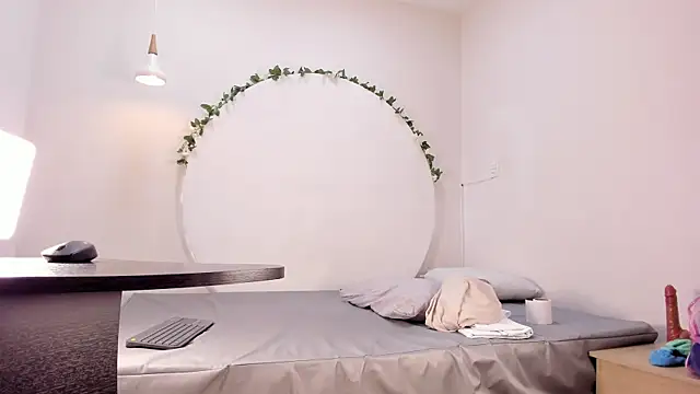 lunaangel22 online show from 04.14.26