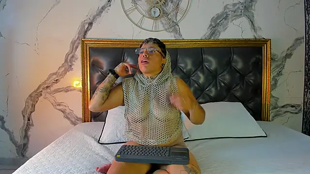 Snapshot of CasperMilers chatting on 04.07.26 CasperMilers online show from 04.07.26