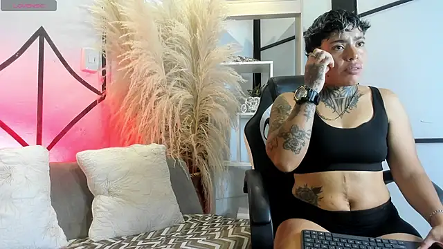 Snapshot of CasperMilers chatting on 04.15.26 CasperMilers online show from 04.15.26