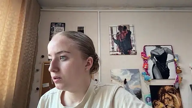 SabinaHaggen online show from 04.15.26