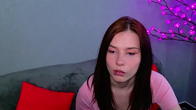 CleoBloom  online show from 04.04.26