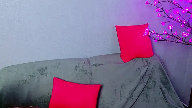 CleoBloom  online show from 04.05.26