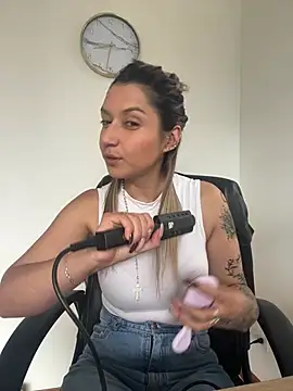 Isabella varella- online show from 04.06.26