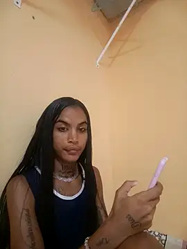 La ReynaZendeya online show from 04.02.26