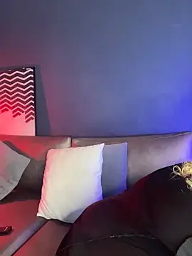 EvangelineLove  online show from 04.07.26