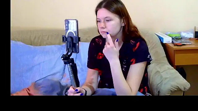 JessicaHolland1 online show from 04.07.26