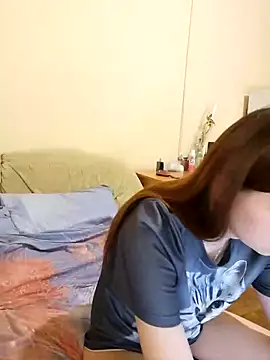 JessicaHolland1 online show from 04.13.26