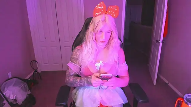 Sissydream334 online show from 04.12.26