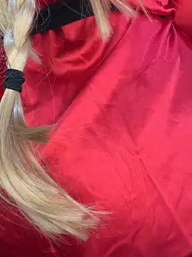 QueenDeema7 online show from 04.15.26