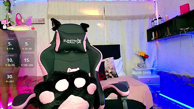 molly bick online show from 04.08.26