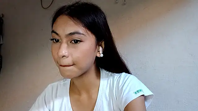 RosalindBrugler online show from 04.09.26