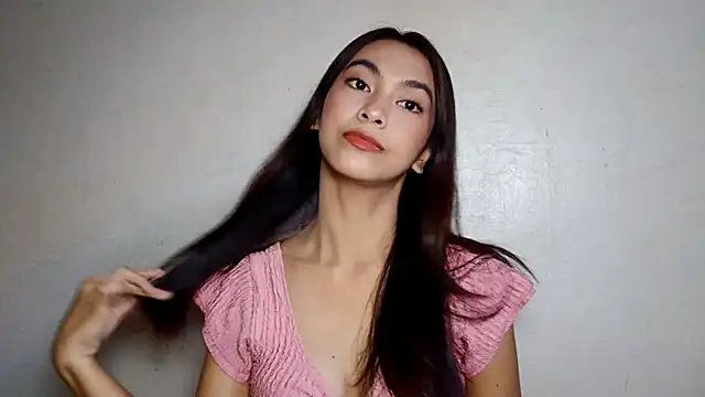 RosalindBrugler online show from 04.16.26