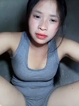 Snapshot of Liss-mimi chatting on 04.13.26 Liss-mimi online show from 04.13.26