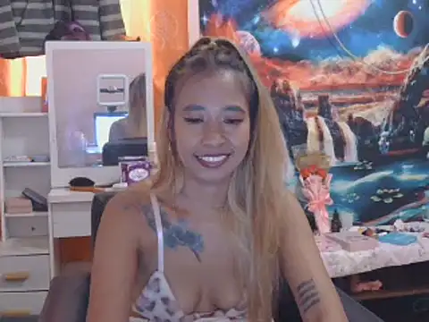 Snapshot of morena231994 chatting on 04.24.26 morena231994 online show from 04.24.26