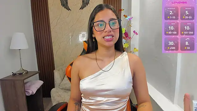 Atiena  online show from 06.19.26